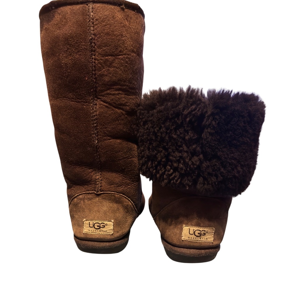 UGG Australia Classic Tall 5815 Brown Suede Sheepskin Lined Boots Women Size 7 W